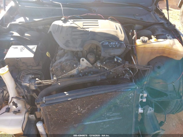 2015 CHRYSLER 300C 2C3CCAKG9FH831123 Photo 9