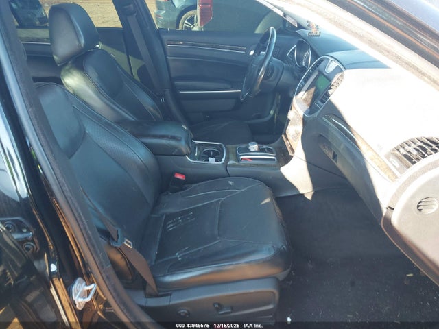 2015 CHRYSLER 300C 2C3CCAKG9FH831123 Photo 4