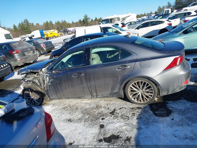 Lexus IS 250 2015 JTHCF1D27F5026361 Image 14