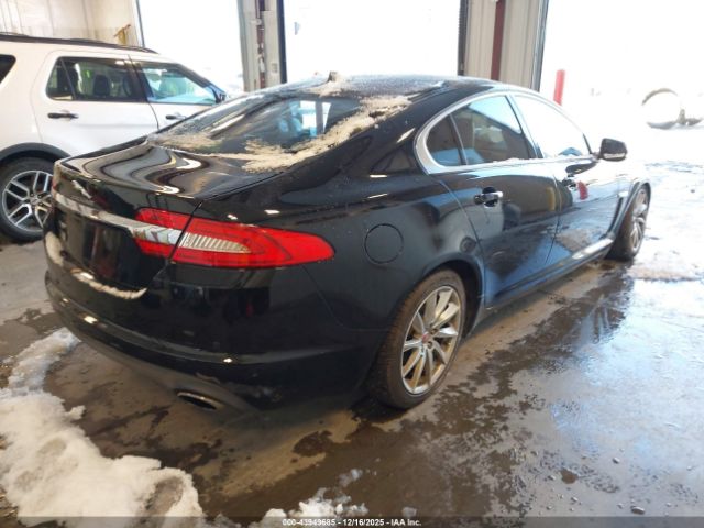 2014 JAGUAR XF SAJWA0ESXEPU19135 Photo 3