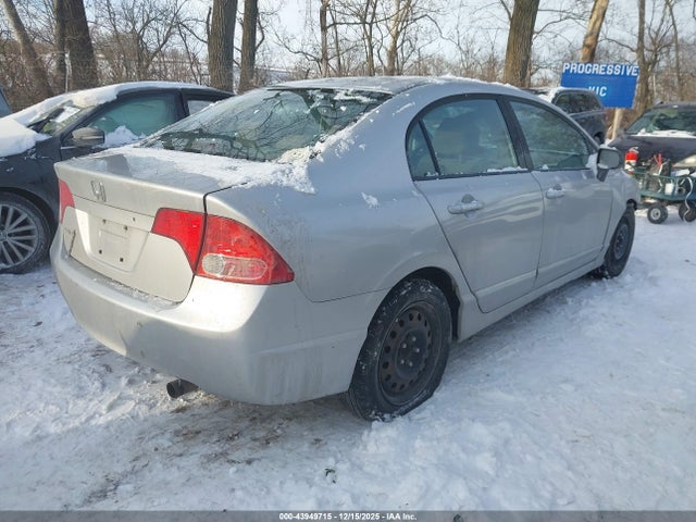 Продаж на аукціоні авто 2008 Honda Civic Lx, vin: 1HGFA165X8L066034, номер лоту: 43949715