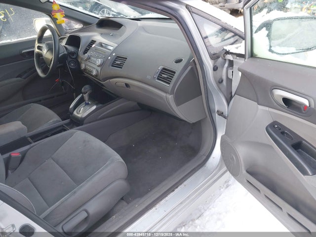 Продаж на аукціоні авто 2008 Honda Civic Lx, vin: 1HGFA165X8L066034, номер лоту: 43949715