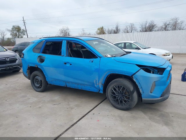 Toyota RAV4 LE 2020 2T3H1RFVXLW071181 Image 14