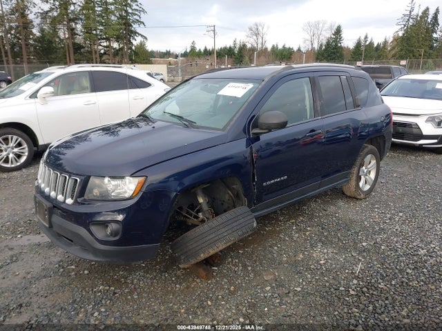 Jeep Compass Sport 2016 1C4NJDBB4GD646671 Image 2