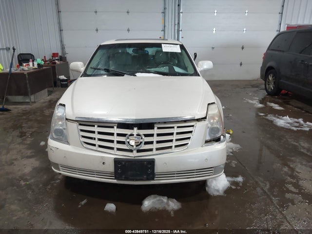 Aukcja sprzedaży 2011 Cadillac Dts Premium Collection, vin: 1G6KH5E67BU104396, numer aukcji: 43949751