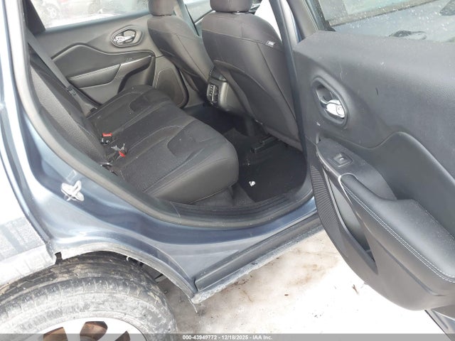 2020 JEEP CHEROKEE 1C4PJLCB3LD543950 Photo 7