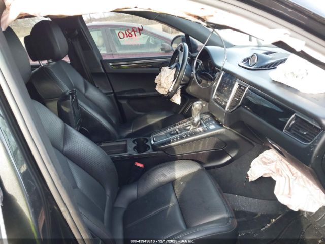 2018 PORSCHE MACAN WP1AA2A50JLB20290 Photo 4