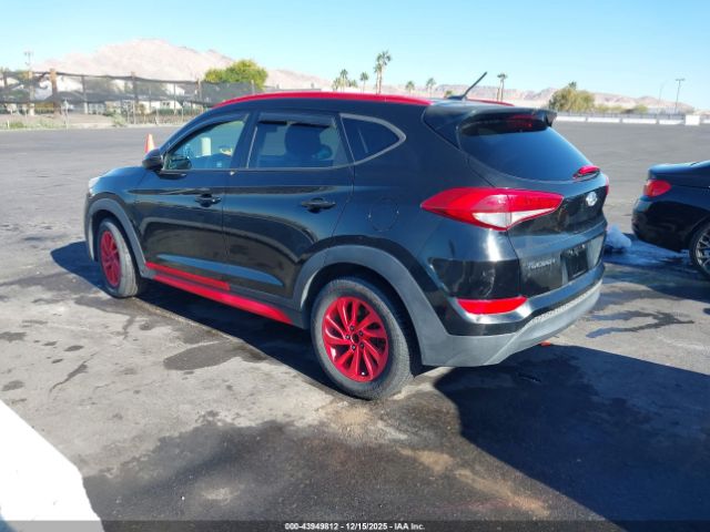 2017 HYUNDAI TUCSON KM8J33A44HU446554 Photo 2