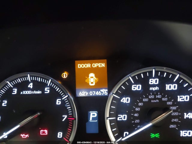 43949843 :رقم المزاد ، 19UUB1F32GA011784 vin ، 2016 Acura Tlx مزاد بيع