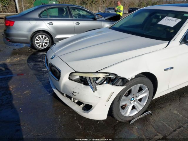 2011 BMW 528I WBAFR1C53BC747670 Photo 5