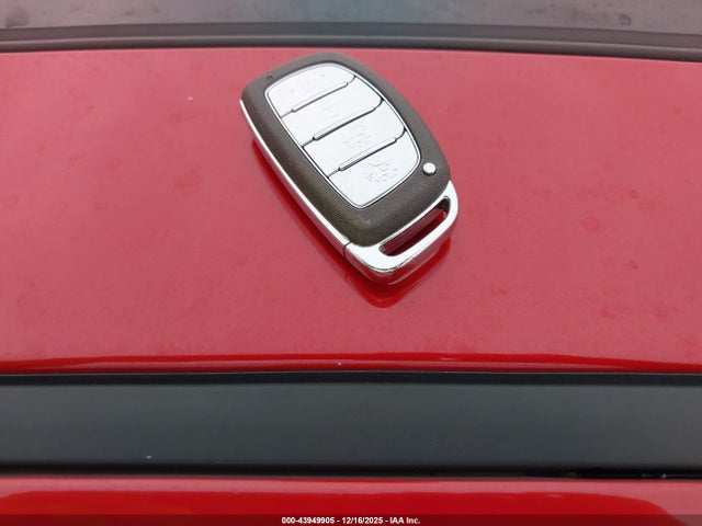 2019 HYUNDAI IONIQ HYBRID KMHC85LC7KU137372 Photo 10