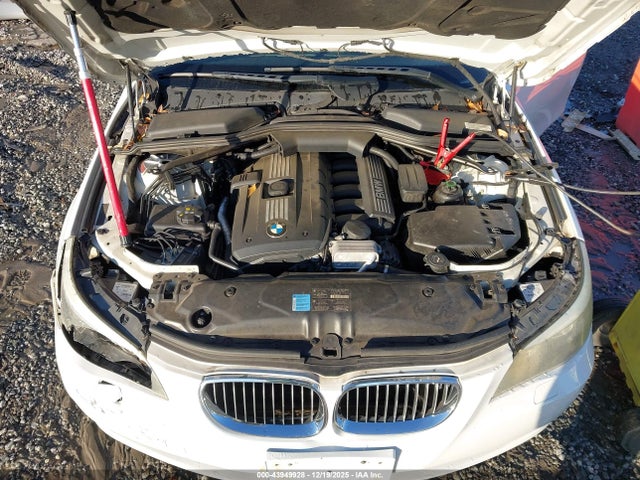 2010 BMW 528I WBANU5C51AC366206 Photo 9