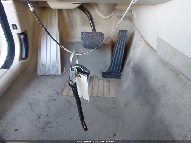 2010 BMW 528I WBANU5C51AC366206 Photo 10