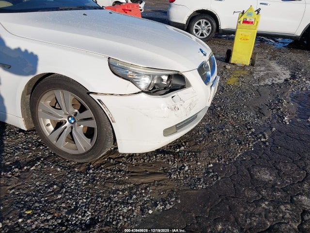 2010 BMW 528I WBANU5C51AC366206 Photo 5