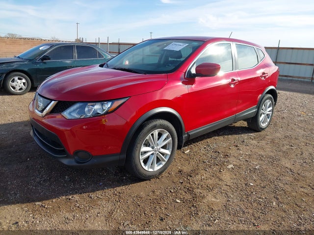 JN1BJ1CP0JW159574 Nissan Rogue Sport S