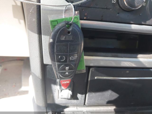 2010 CHRYSLER 300C 2C3CA6CT6AH114203 Photo 10