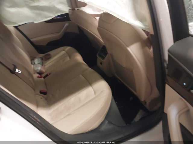 2017 AUDI A4 WAUENAF45HN009974 Photo 7