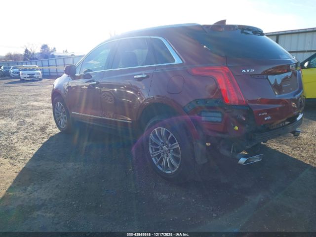 2018 CADILLAC XT5 1GYKNDRS9JZ241746 Photo 2