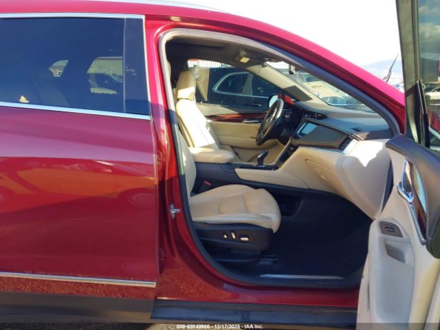 2018 CADILLAC XT5 1GYKNDRS9JZ241746 Photo 4
