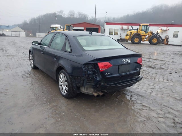 2011 AUDI A4 WAUFFAFL6BN011457 Photo 2