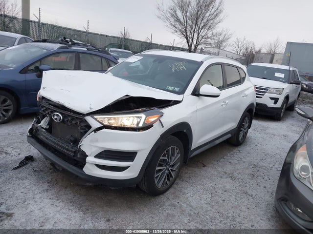 KM8J3CAL4MU351994 Hyundai TUCSON SEL