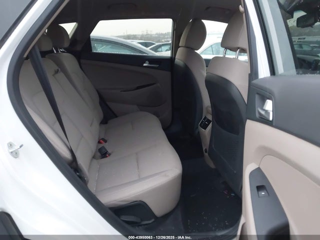 KM8J3CAL4MU351994 Hyundai TUCSON SEL