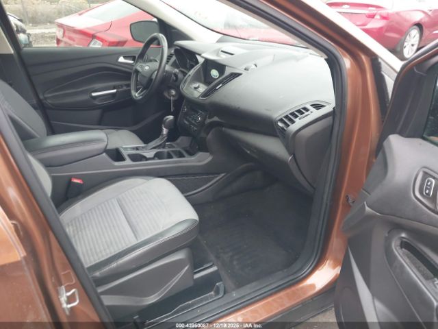 2017 FORD ESCAPE 1FMCU9GD1HUE73758 Photo 4