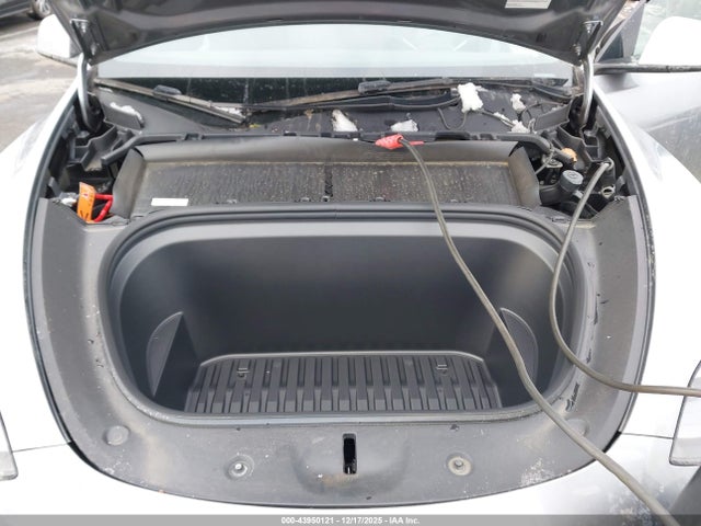 2024 TESLA MODEL Y 7SAYGDEE9RA322953 Photo 9