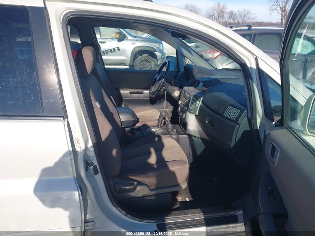 2005 MITSUBISHI ENDEAVOR 4A4MN31S65E063093 Photo 4