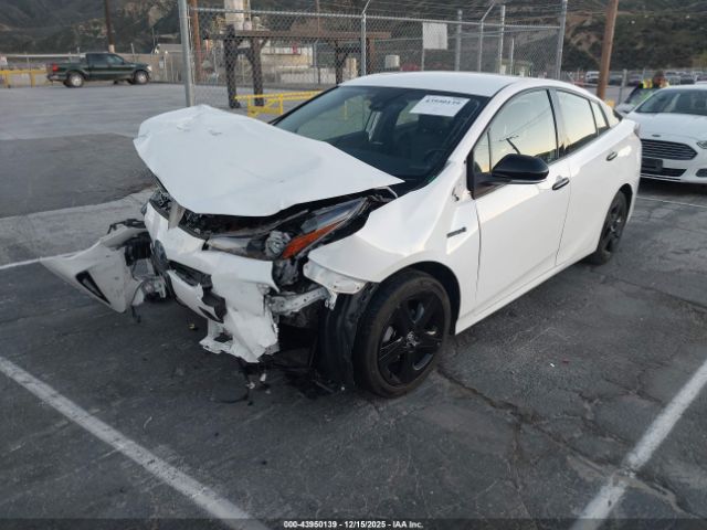 2022 TOYOTA PRIUS JTDKAMFU5N3175244 Photo 1