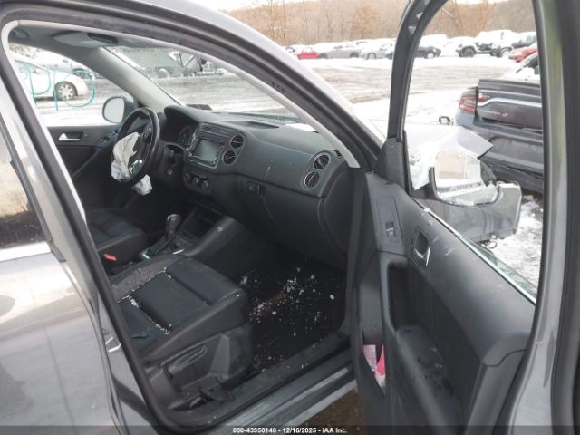 2012 VOLKSWAGEN TIGUAN WVGBV7AX1CW003338 Photo 4