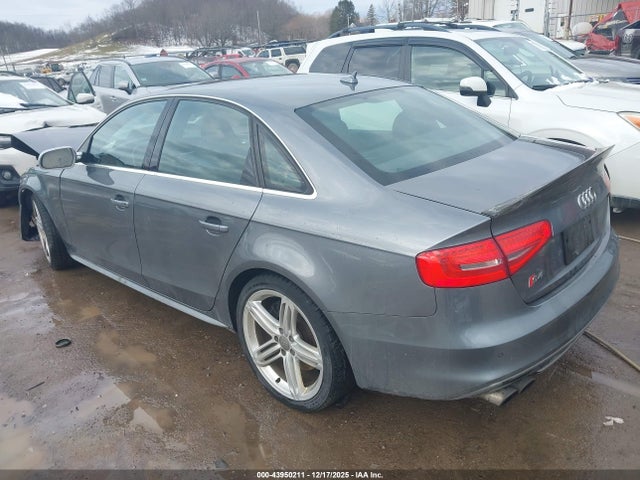 2014 AUDI S4 WAUBGAFL3EA012637 Photo 2