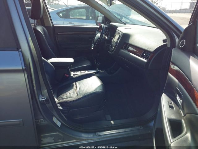 2014 MITSUBISHI OUTLANDER JA4AZ3A34EZ017921 Photo 4