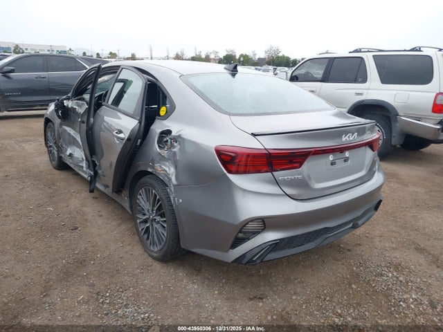 3KPF54AD2PE592149 KIA Forte Gt-line