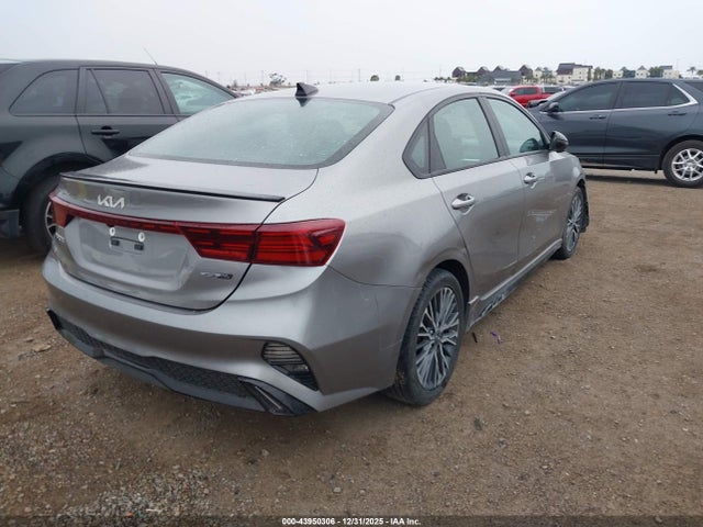 3KPF54AD2PE592149 KIA Forte Gt-line