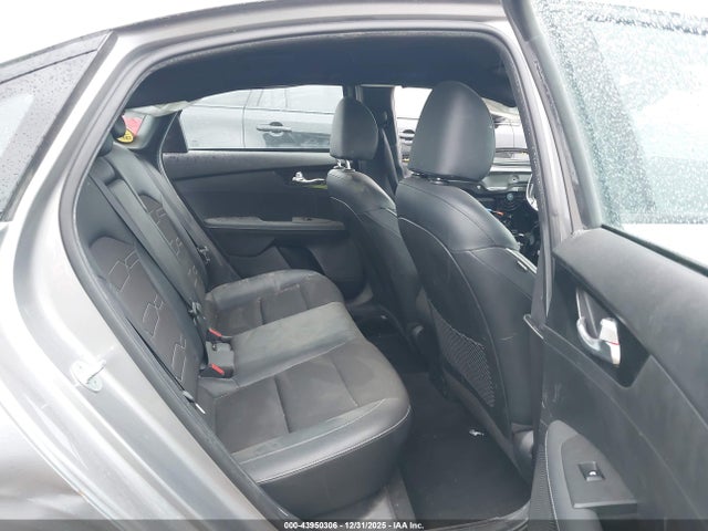 3KPF54AD2PE592149 KIA Forte Gt-line