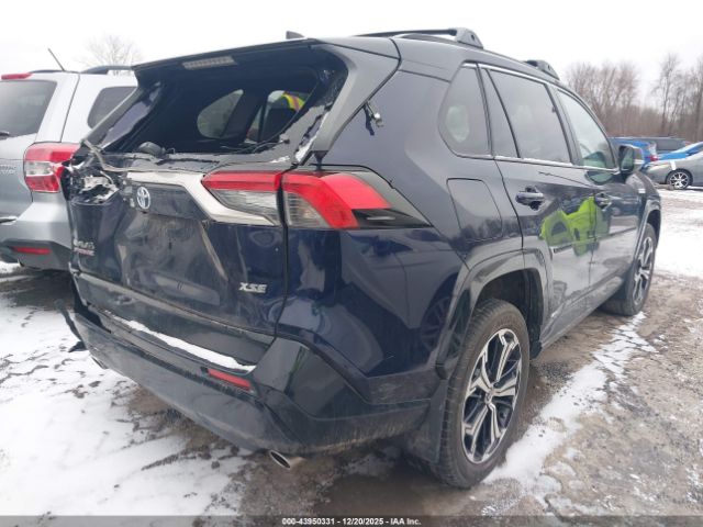 2022 TOYOTA RAV4 PRIME JTMEB3FV1ND106218 Photo 3
