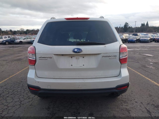 Subaru Forester 2.5i Premium 2015 JF2SJADC6FH541677 Image 17
