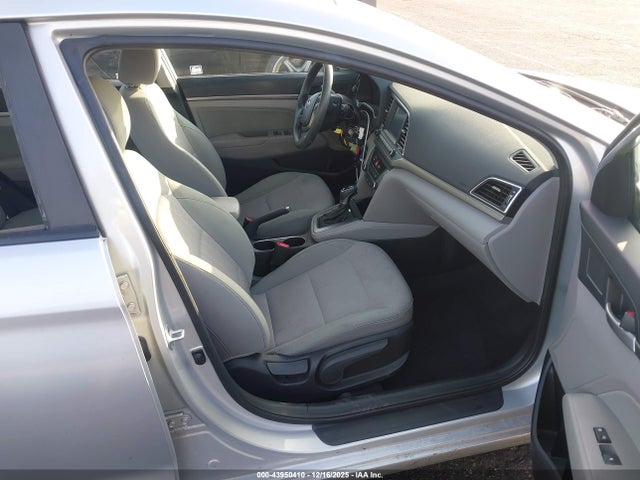5NPD84LF5HH082887 Hyundai ELANTRA SE