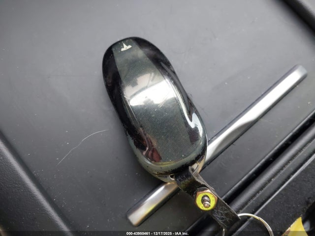 2017 TESLA MODEL S 5YJSA1E2XHF190411 Photo 10