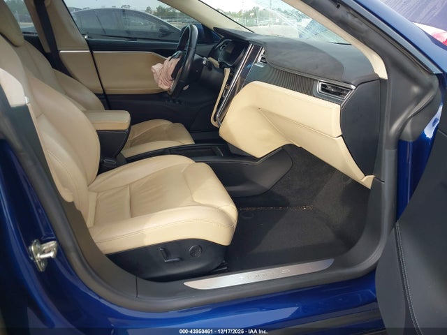 2017 TESLA MODEL S 5YJSA1E2XHF190411 Photo 4