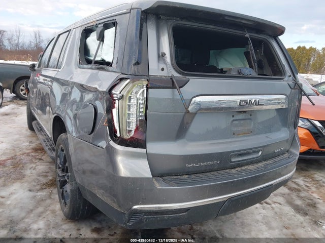 2022 GMC YUKON XL 1GKS2GKD2NR322335 Photo 2