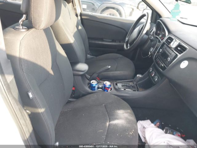 2011 CHRYSLER 200 1C3BC4FB7BN610567 Photo 4