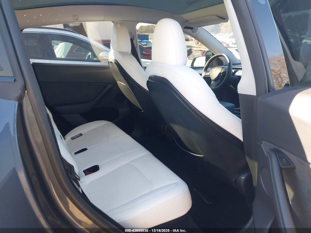 2023 TESLA MODEL Y 7SAYGDEF4PF853941 Photo 7