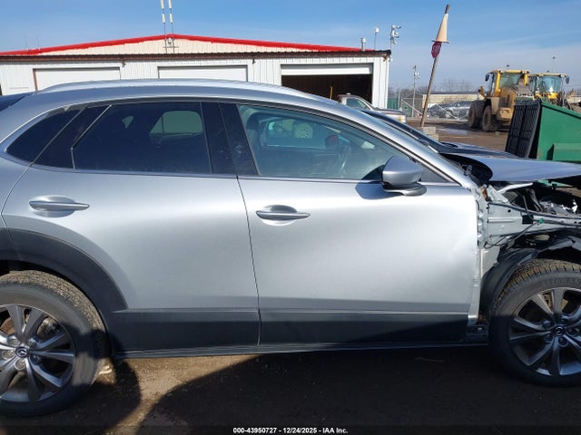 Продажа на аукционе авто 2021 Mazda Cx-30 Premium, vin: 3MVDMBDL3MM254809, номер лота: 43950727