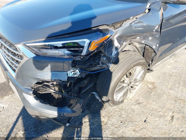 KM8J33ALXLU254393 Hyundai Tucson Ultimate