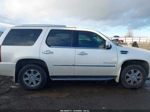Продажа на аукционе авто 2007 Cadillac Escalade Standard, vin: 1GYFK63817R302082, номер лота: 43950773