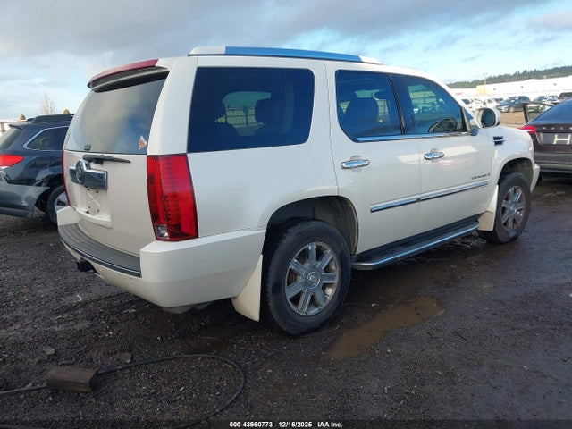 Продажа на аукционе авто 2007 Cadillac Escalade Standard, vin: 1GYFK63817R302082, номер лота: 43950773