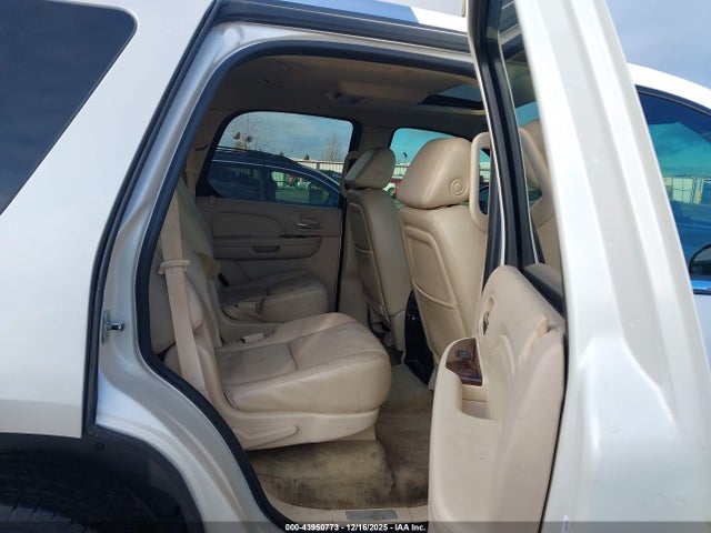 Продажа на аукционе авто 2007 Cadillac Escalade Standard, vin: 1GYFK63817R302082, номер лота: 43950773