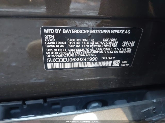 2025 BMW X5 5UX33EU06S9X41990 Photo 8